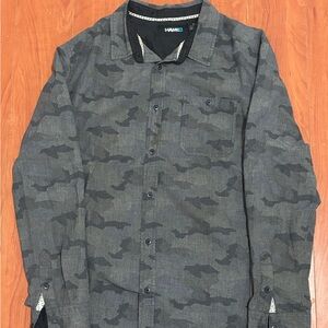 Tony Hawk Men's Black and Gray Camo Shirt